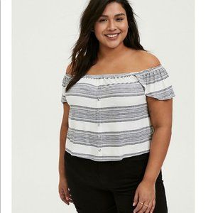Torrid-NWT-off the shoulder crop top